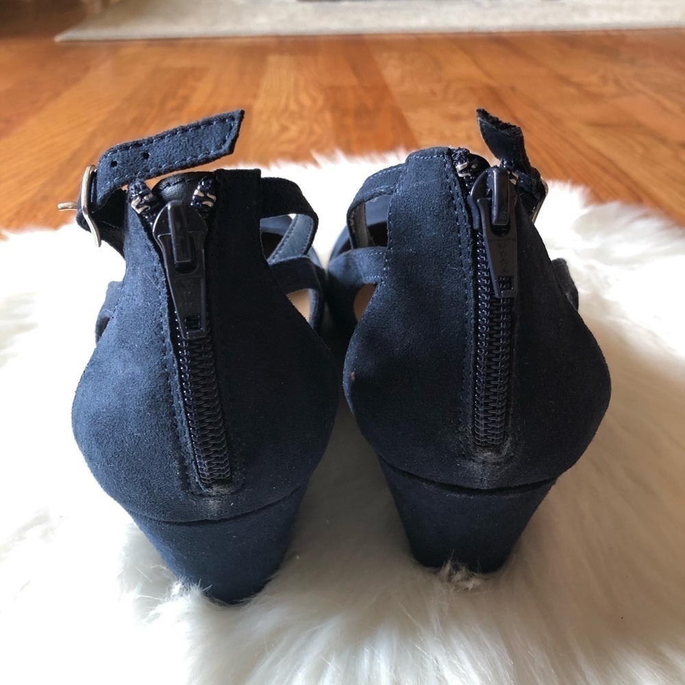 American Rag Miley Chop Out Navy Blue Wedges 5.5M - Picture 6 of 10